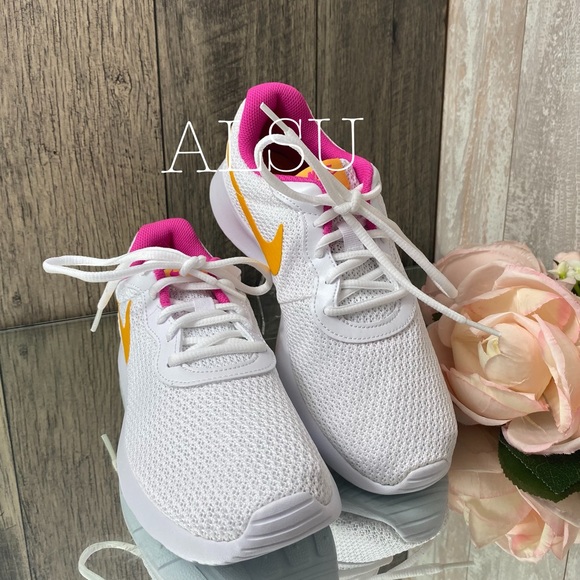 Nike Tanjun White University Red Canvas W AUTHENT - Picture 2 of 6